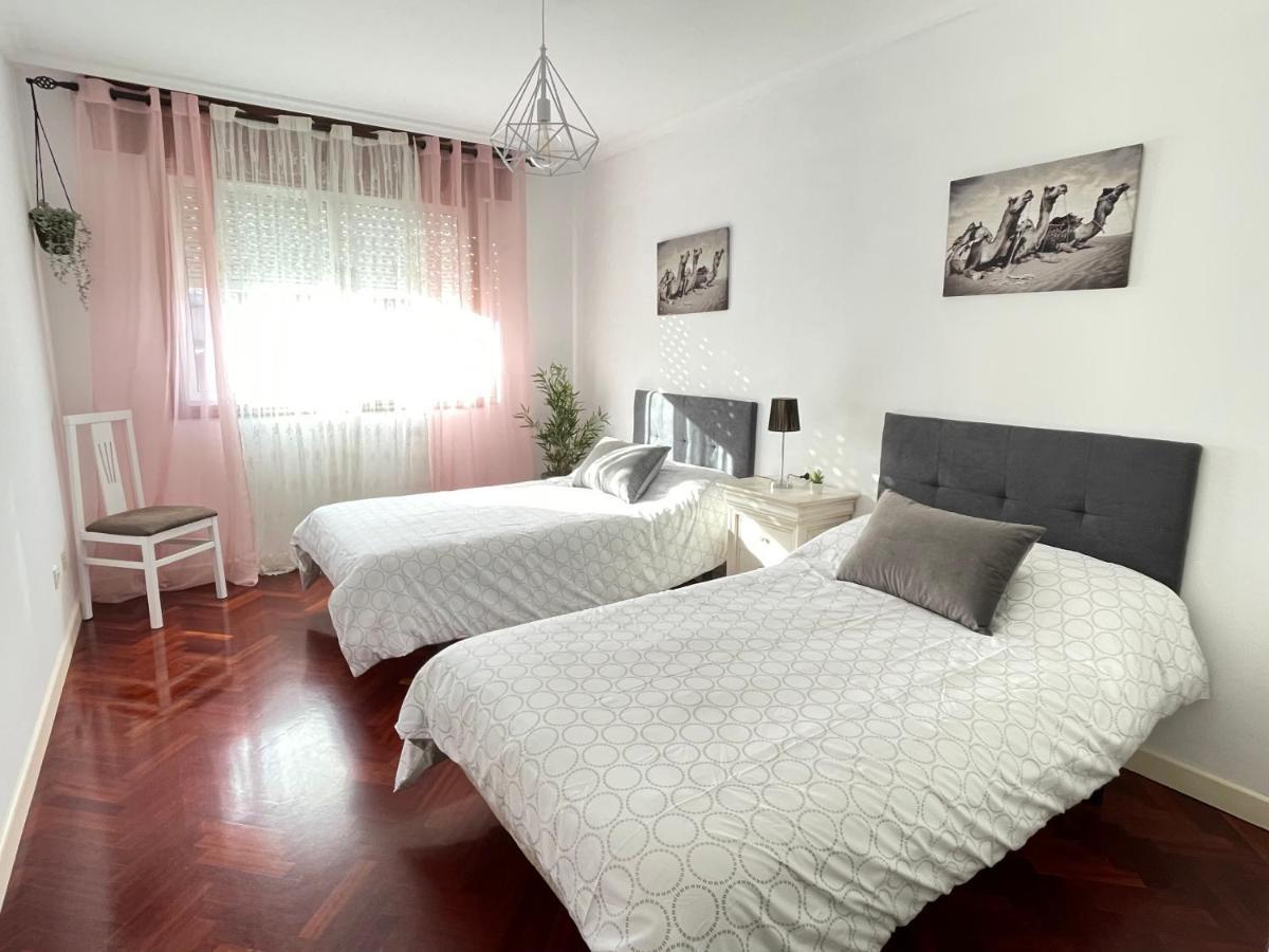 Piso Plaza Ravella Apartment Vilagarcia de Arousa Exterior photo